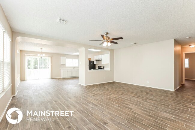 Photo - 8011 Chestnut Barr Dr