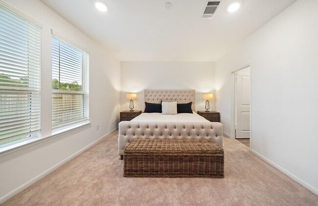 Photo - 26128 Brahman Dr