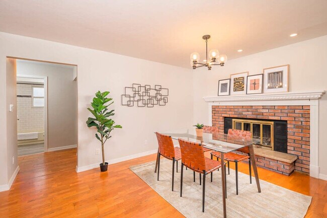 Photo - 1930 S Kernan Ave Unidad ID1061615P