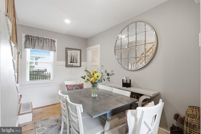 Photo - 611 S King St