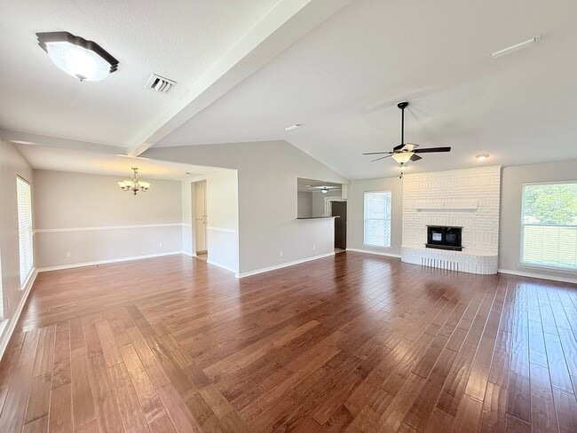 Photo - 5136 Hamilton Ln