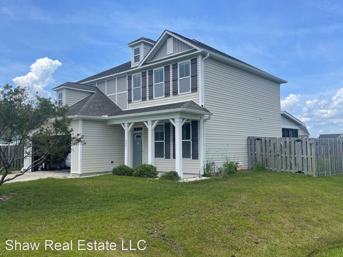 Photo - 3 br, 2.5 bath House - 442 Riviera Drive