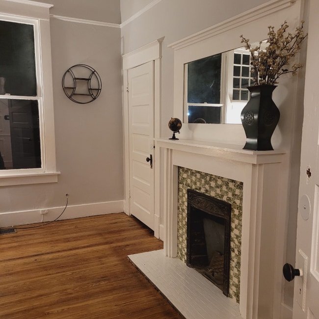 Photo - 343 Adelle St Unit 1 (First floor, left bedroom)