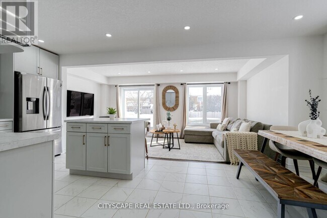 Photo - 145 Stonebrook Wy