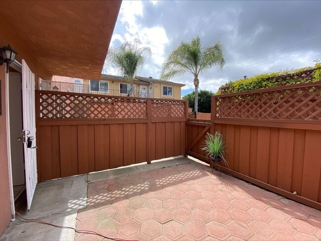 Photo - Great North Park Location! Private Fenced ... Unit 3755 32nd St