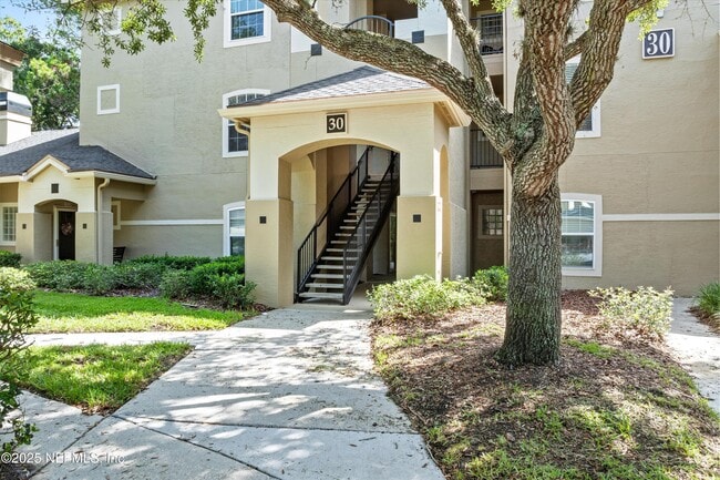 Building Photo - 1655 The Greens Way Unit 3021