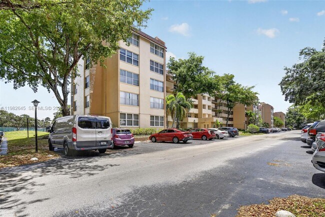 Photo - 3751 Environ Blvd Unit 141
