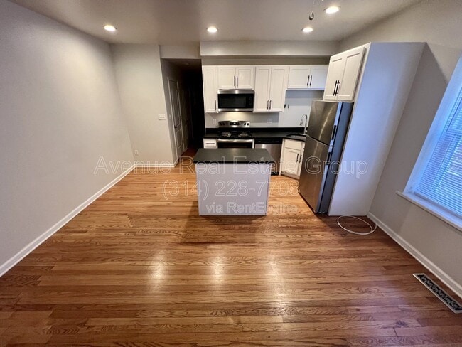 Photo - 6048 Washington Blvd Unit 1w