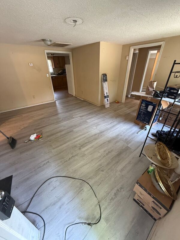 Photo - 1214 Manning Rd