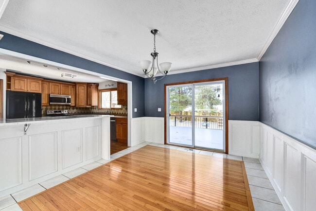 Photo - 13286 Boston Rd