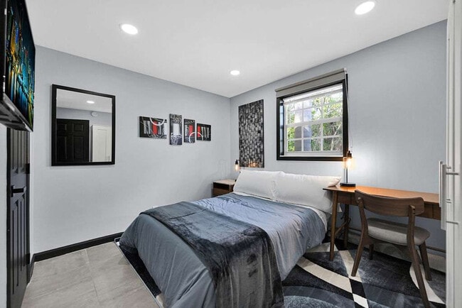 Photo - 621 NE 28th St Unit ID1018317P