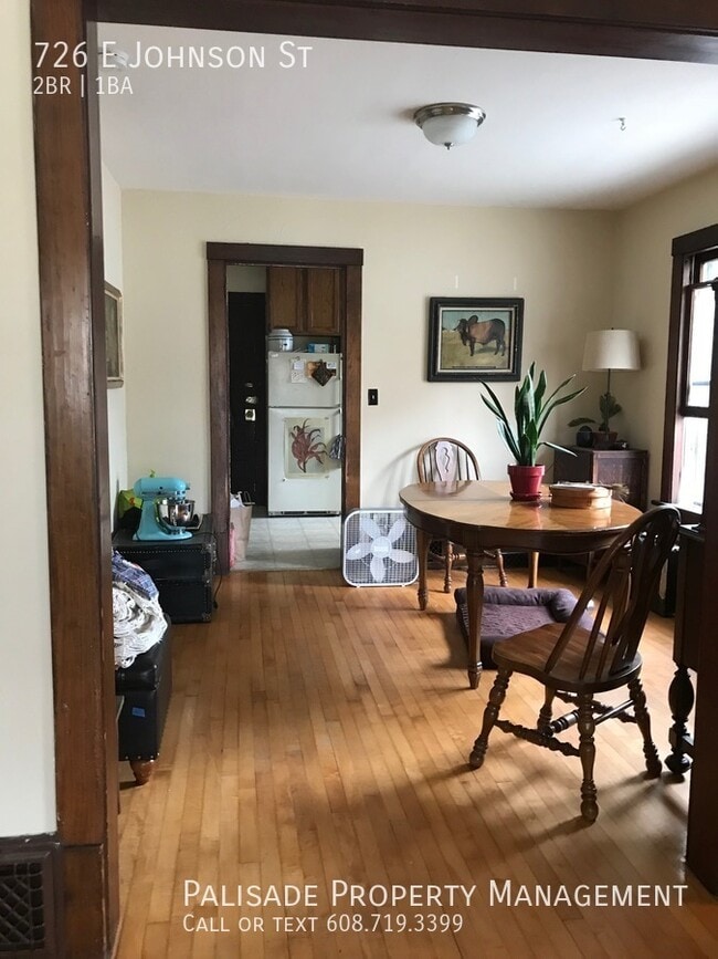 Photo - 726 E Johnson St