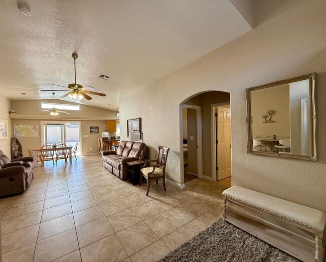 Photo - Short term - Summer rental - Available April through November