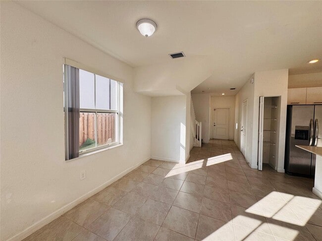 Photo - 2437 NW 131st Cir