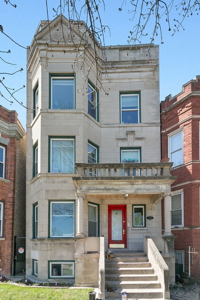Building Photo - 1448 N Kedzie Ave Unit 3