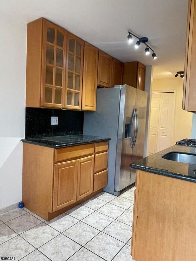 828 Main St Unidad F