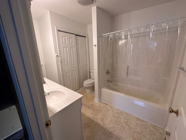 Bath V2 - 426 W Main St Unit C