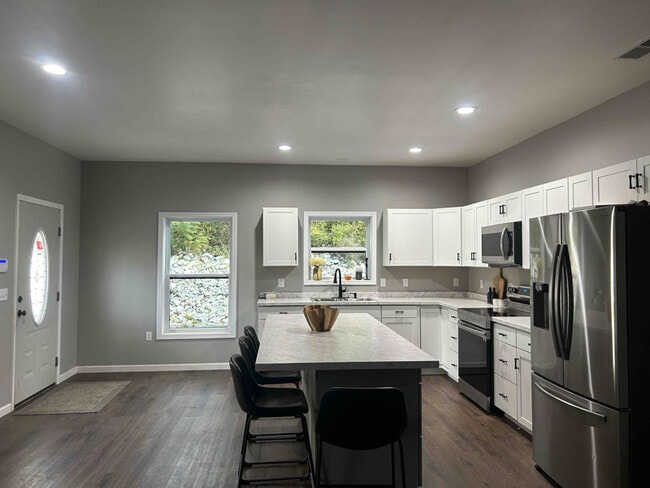 Photo - 52 Jackson Rd Unit c