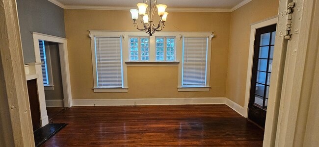 Photo - 2533 English Ave