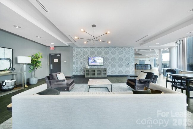 Photo - 210 N Church St Unit 3112