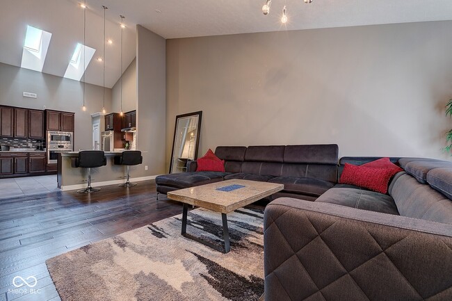 Photo - 9732 Highpoint Ridge Dr Unit 101