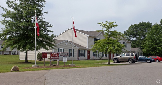 Building Photo - Bethel Park Apartments
