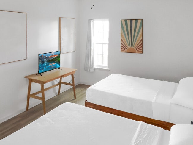 Bedroom - 4220 Wilshire Blvd Unit 102