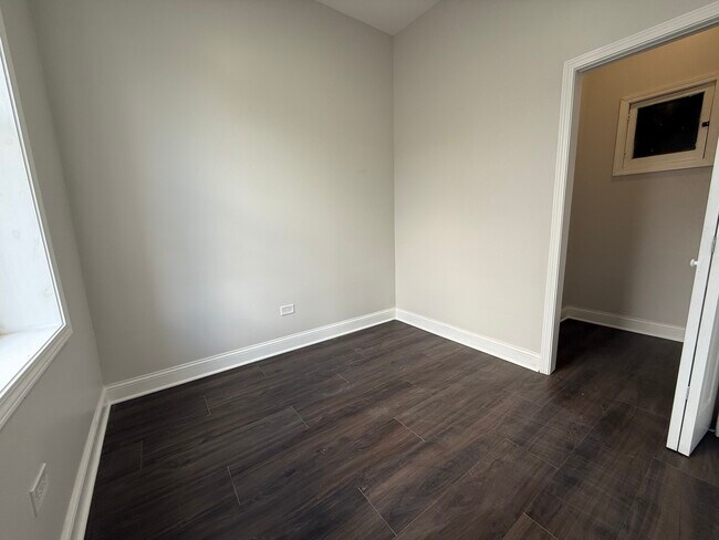 Photo - 2533 S Drake Ave