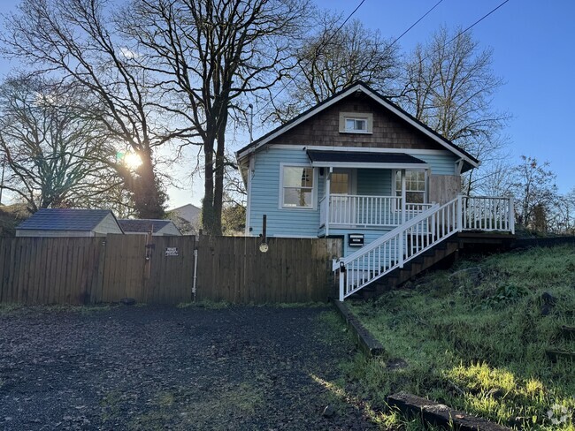 Building Photo - 471 Tualatin St Rental