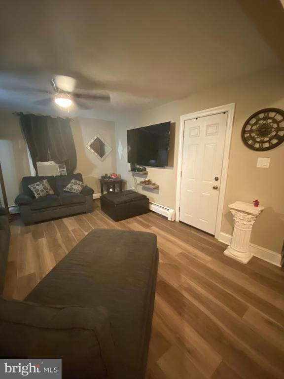 Photo - 430 Leconey Ave Unidad 2ND FLOOR