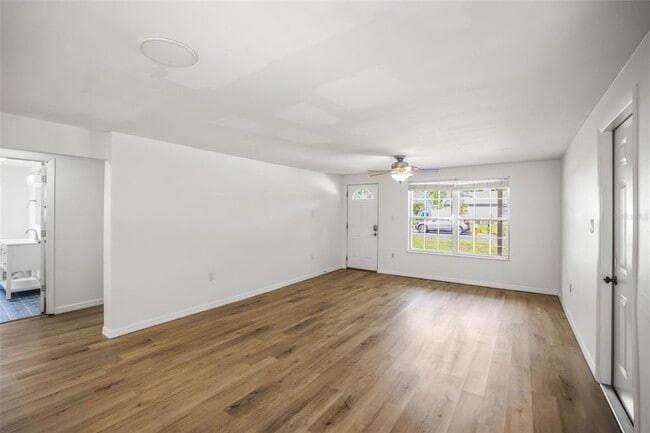 Photo - 2955 Bay View Dr