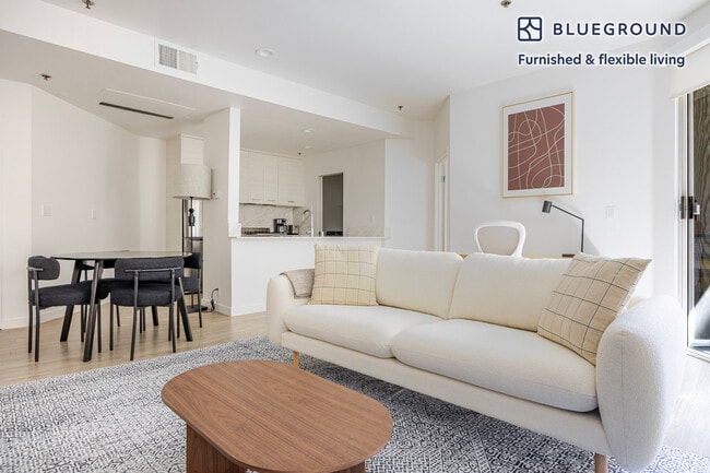 Photo - 8600 Burton Way Unidad FL2-ID1314