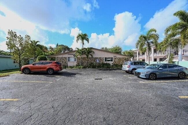 Photo - 6040 SW 26th St Unit 1