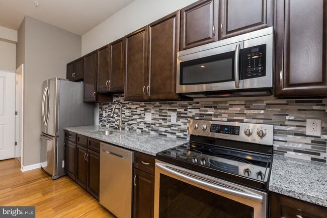 Photo - 2422 Frankford Ave Unit 7