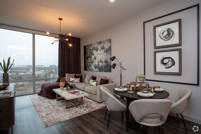 2BR, 2BA - 1,092 SF -B5 - Lumen