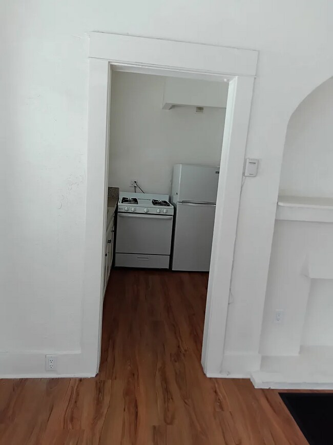 715 Lime Ave Unit 3