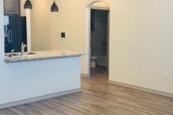 Photo - Mariposa Gardens