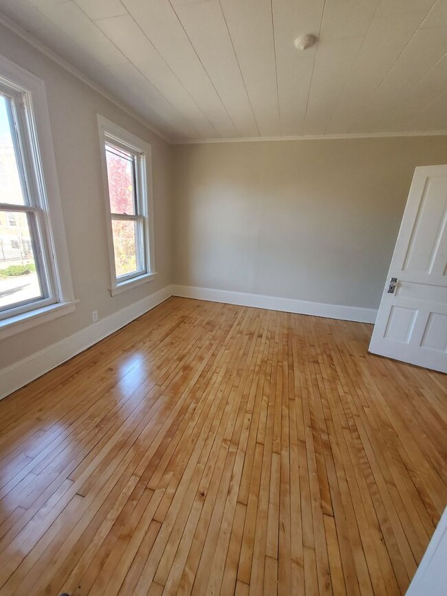 Photo - 800 E Chambers St Unit 2R