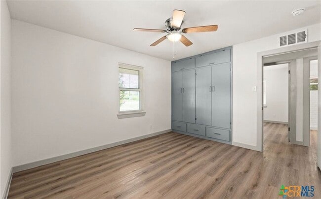 Photo - 2901 W Avenue B