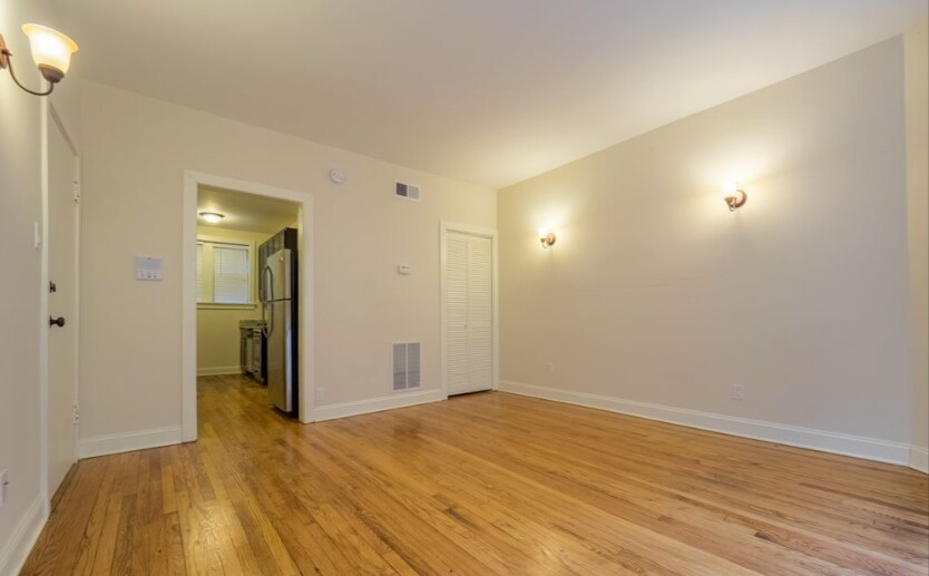 Photo - 4036 N Ashland Ave Unit E1