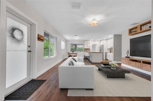 Photo - 4764 NE 15th Way