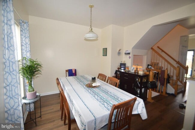 Photo - 25445 Morse Dr