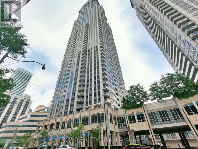 Photo - 761 Bay St. Unit 1901