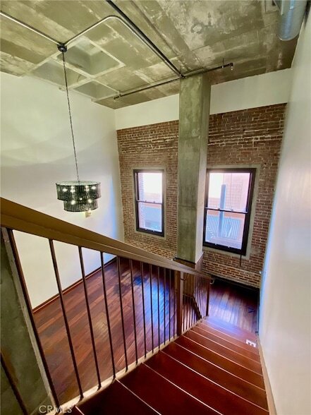 Photo - 35 N Raymond Ave