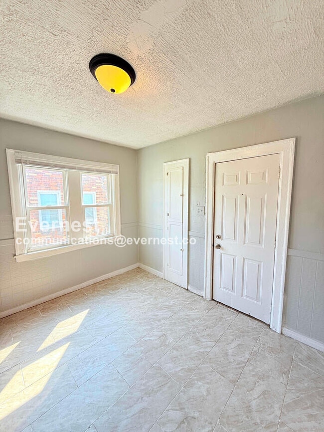 Photo - 15444 Appoline St Unidad 2