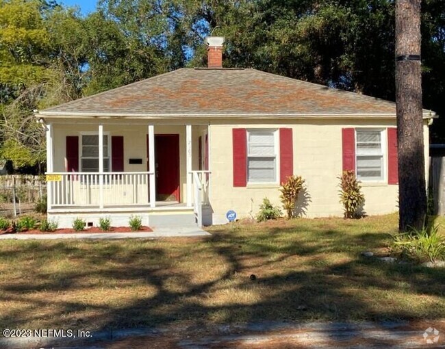 Building Photo - 2105 Kingswood Rd Rental