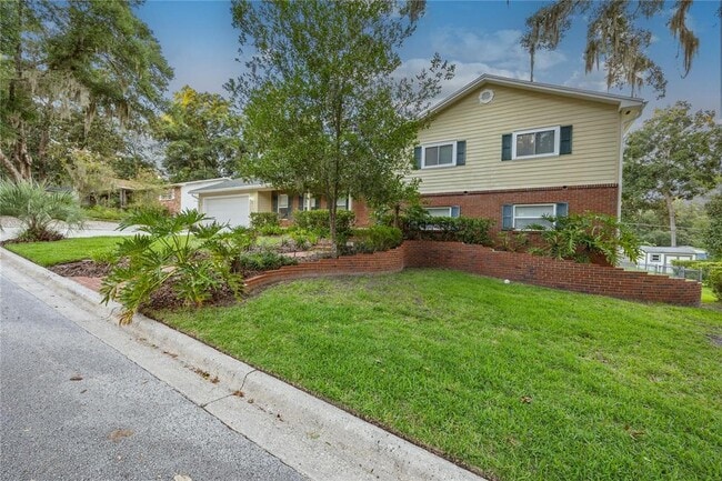 Photo - 2026 NW 19th Ln