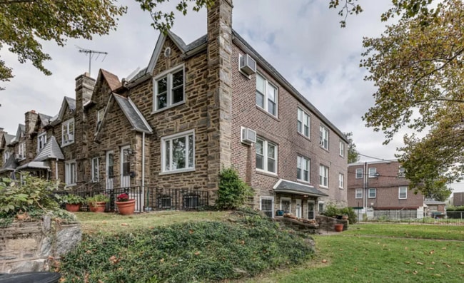 Photo - 3273 Teesdale St Unit 2