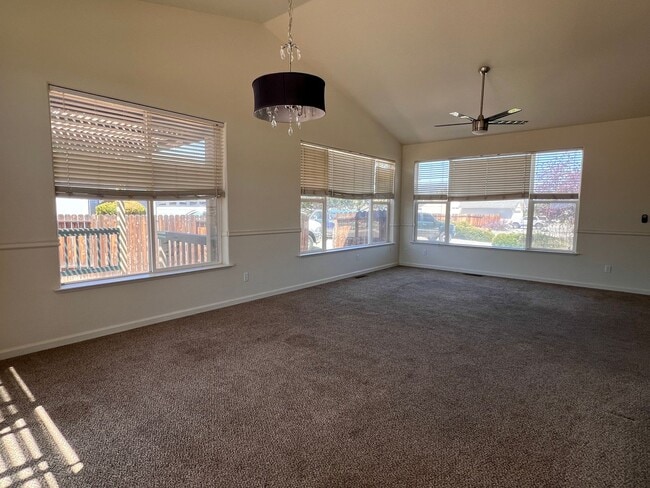 Photo - 3/2/2 Home in Minden, Johnson Lane area