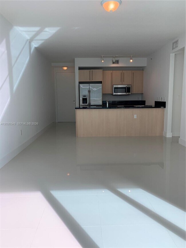 Photo - 1111 SW 1st Ave Unidad 1815-N